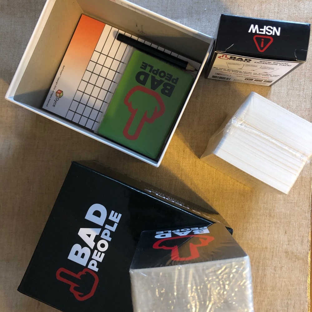 Bad People game - Picture 3 of 5
